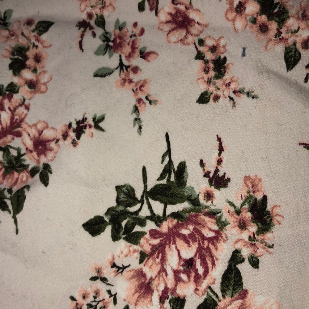 Forever 21 floral skirt - Picture 4 of 8